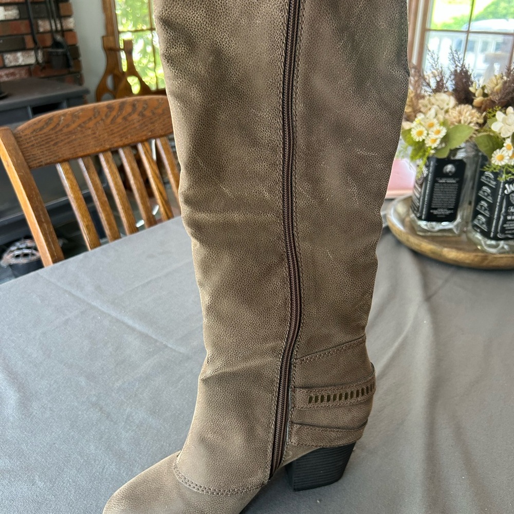 Brown Knee-High Boots - Picture 2 of 3